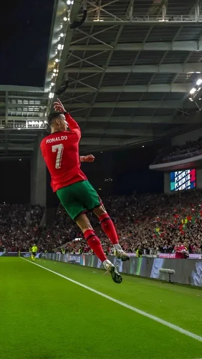 Tuyển tập 100+ ảnh ronaldo ngầu khiến bạn phải dừng lại · ảnh 1