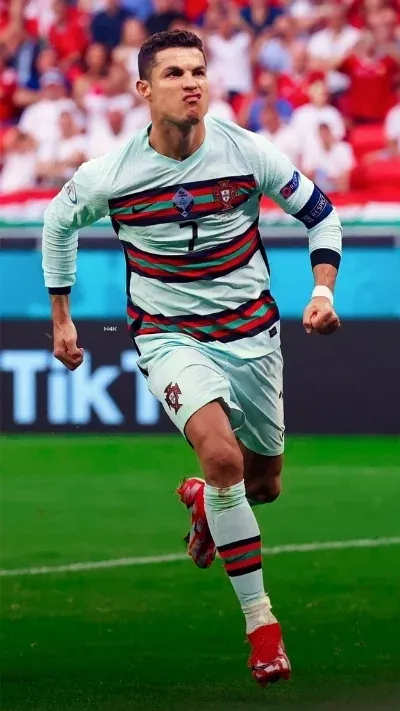 Tuyển tập 100+ ảnh ronaldo ngầu khiến bạn phải dừng lại